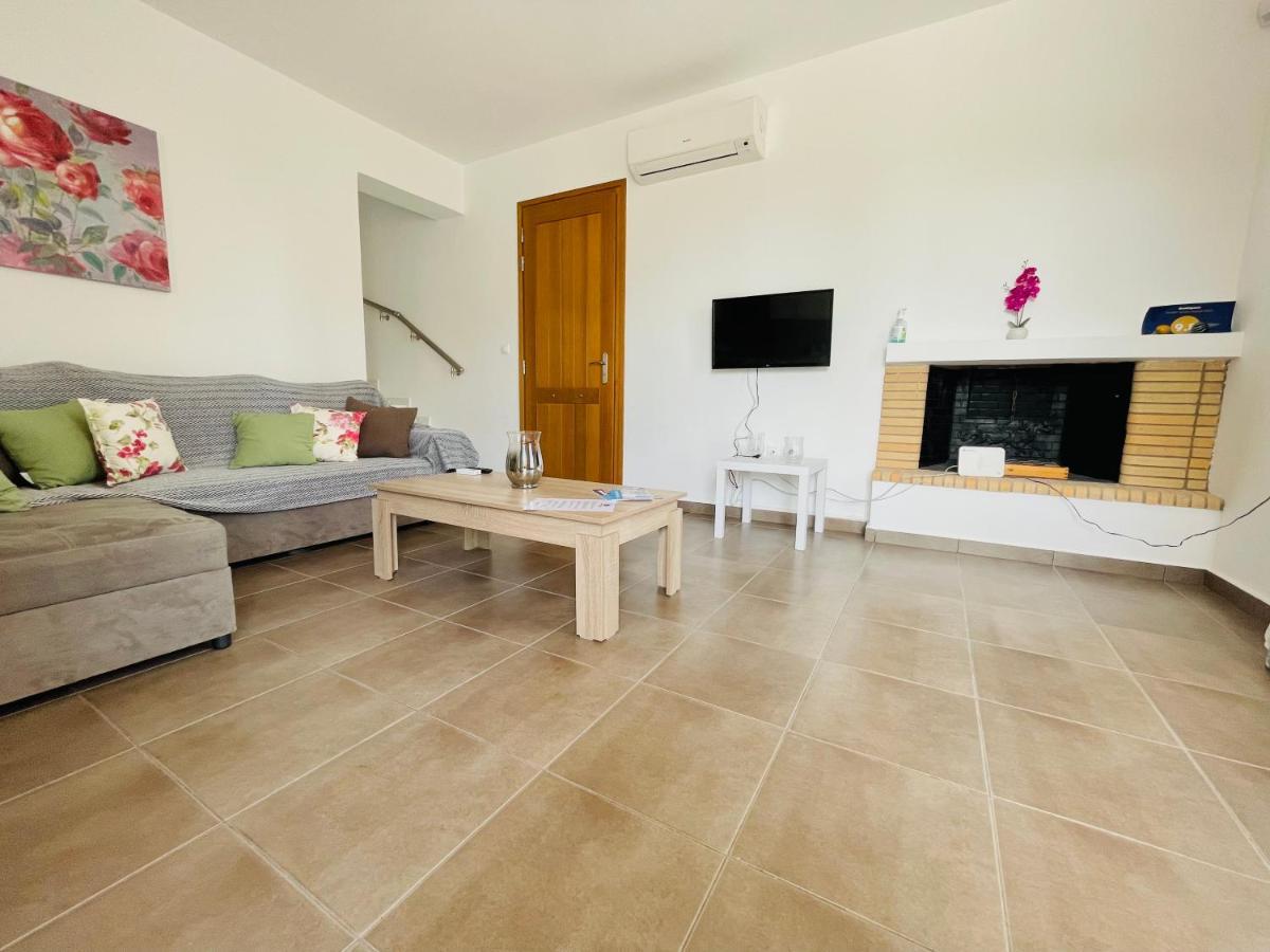 Aricobe Vila Epidaurus Exterior foto